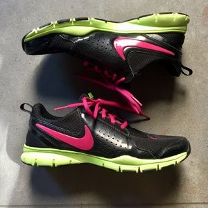 *New List* Nike In Season TR Sneakers